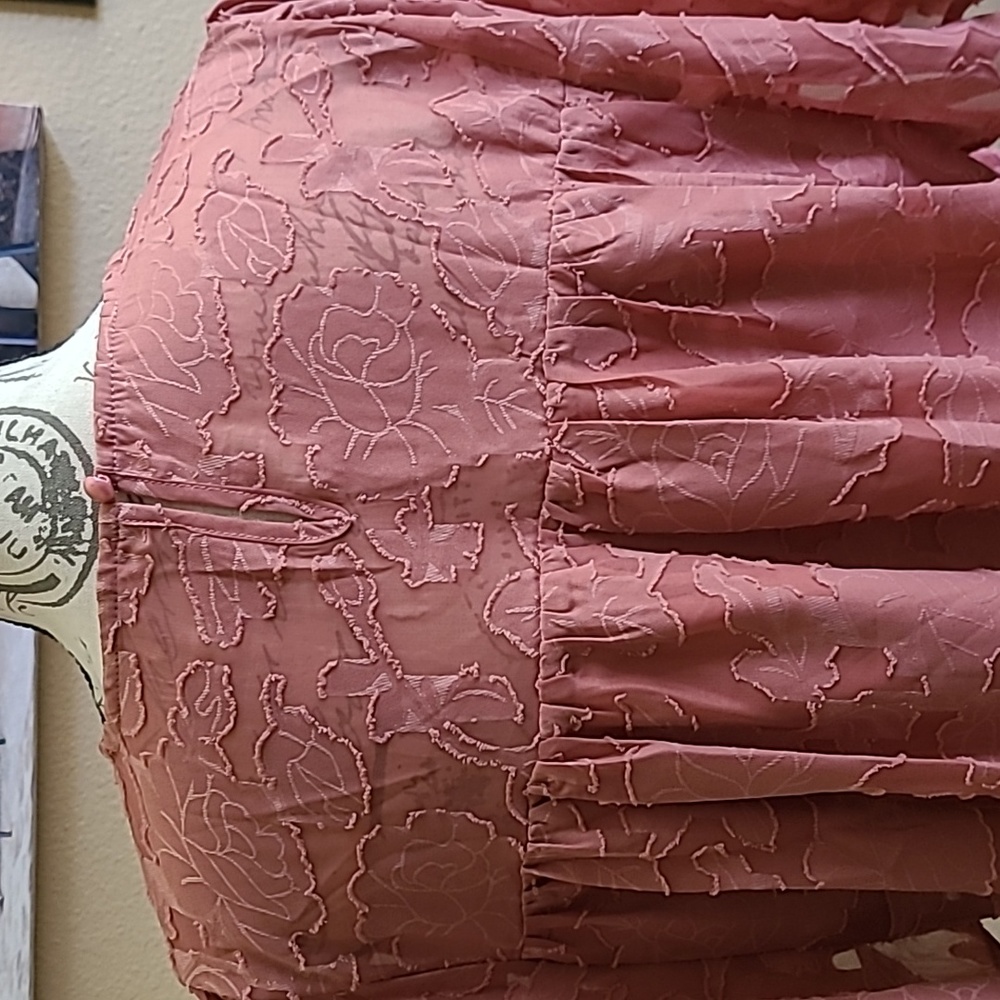 Pretty blouse - Picture 5 of 6